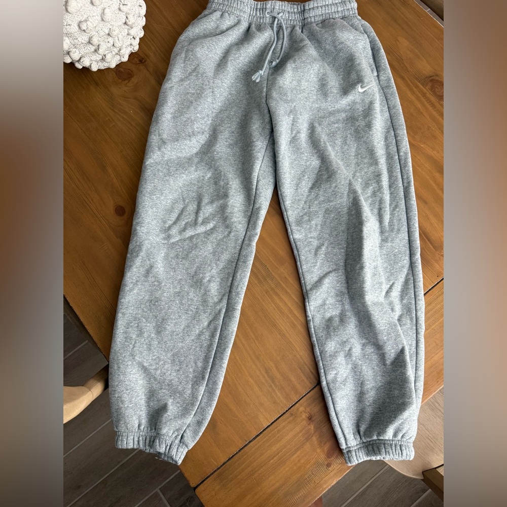 Nike Light Grey Sweats